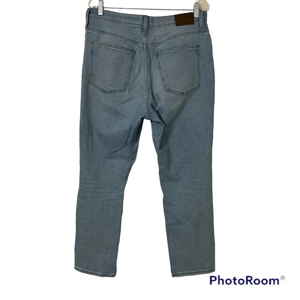 Madewell High-Rise Slim Crop Boyjean in Dumas Wash: Ripped Edition Size 29